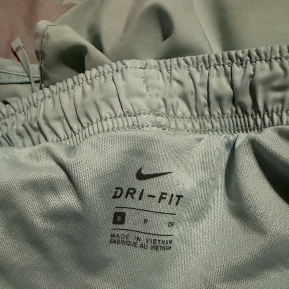 Nike Women's Running Shorts - Picture 4 of 4
